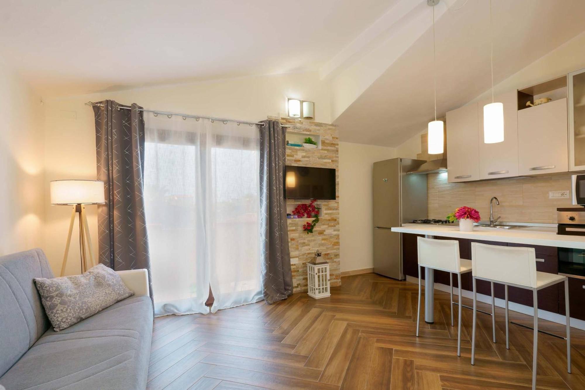 Exclusive Use Swimming Pool Available From June To September Cagliari Exterior photo