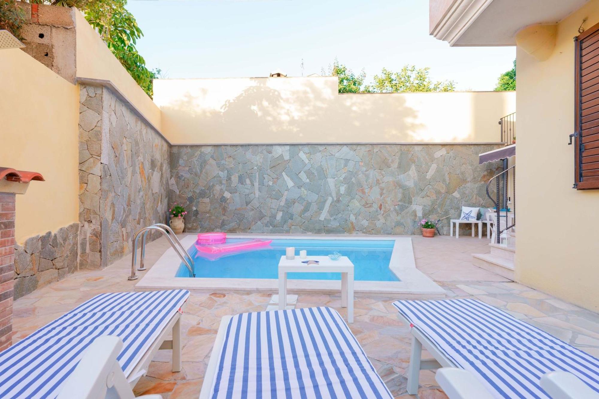 Exclusive Use Swimming Pool Available From June To September Cagliari Exterior photo